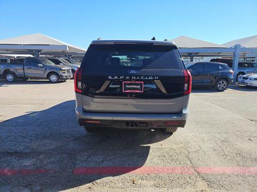 2026 Ford Expedition Active