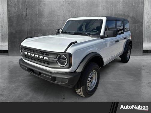 2025 Ford Bronco Base 4 Door 4x4