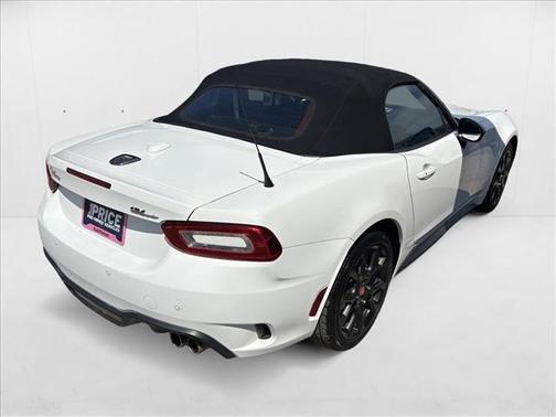 2018 FIAT 124 Spider Base