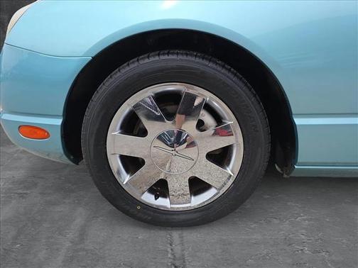 2002 Ford Thunderbird Premium
