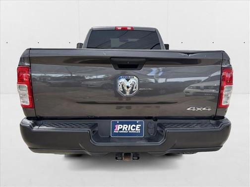 2020 RAM 2500 Tradesman Crew Cab 4X4 8' Box