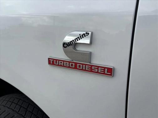 2023 RAM 3500 Laramie Crew Cab 4x4 8' Box