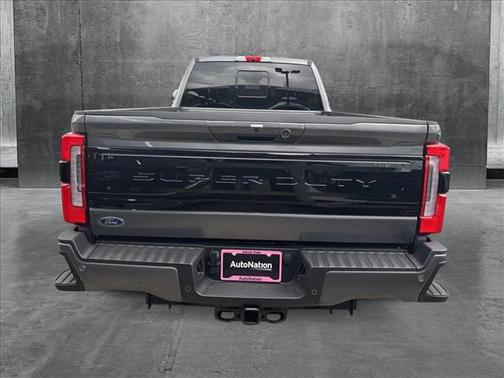 2025 Ford F-350 Platinum