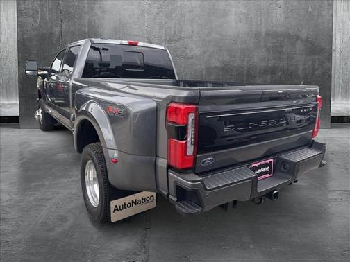 2025 Ford F-350 Platinum