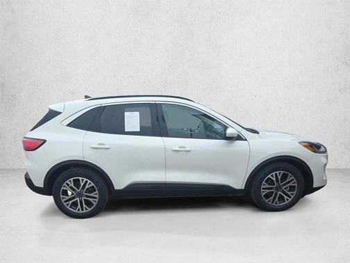 Oxford White 2020 Ford Escape SEL