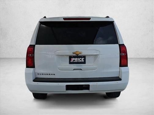 Summit White 2019 Chevrolet Suburban LT