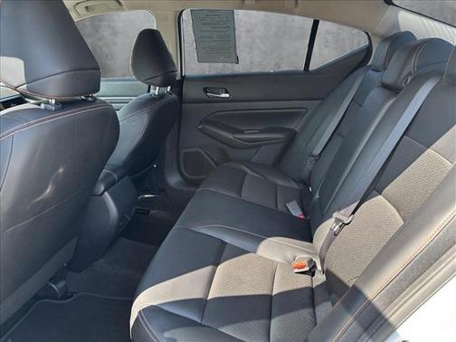 2022 Nissan Altima SR FWD