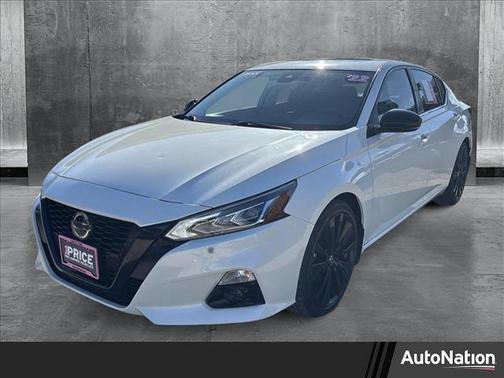 2022 Nissan Altima SR FWD