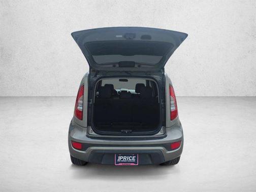 Titanium Pearl Metallic 2013 Kia Soul Base