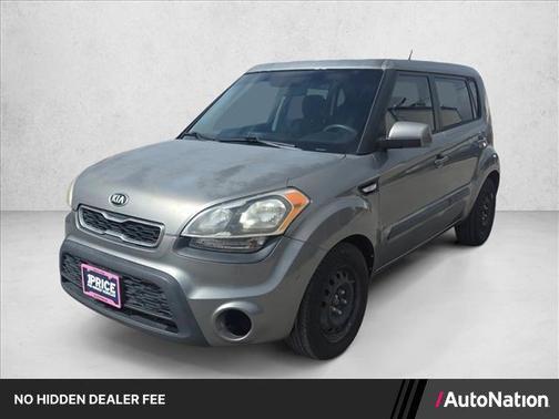 Titanium Pearl Metallic 2013 Kia Soul Base