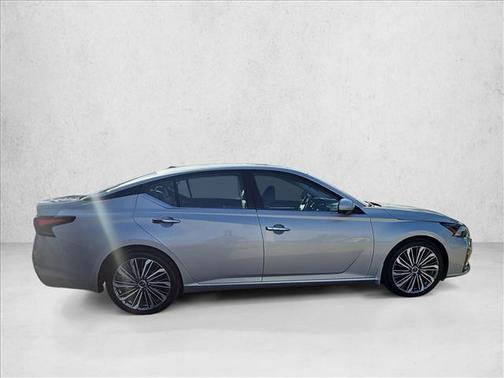 2024 Nissan Altima 2.5 SL