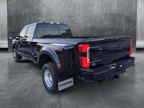2025 Ford F-350 Platinum