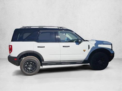Oxford White 2025 Ford Bronco Sport Badlands