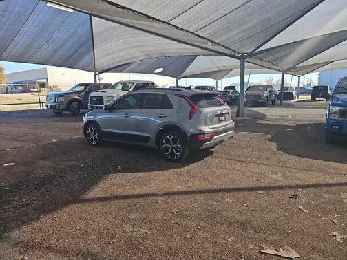 2023 Kia Niro Touring