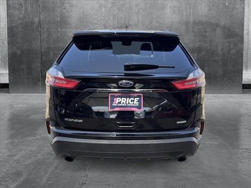 2020 Ford Edge SE