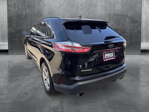 2020 Ford Edge SE