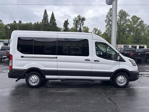 2025 Ford Transit-350 XL