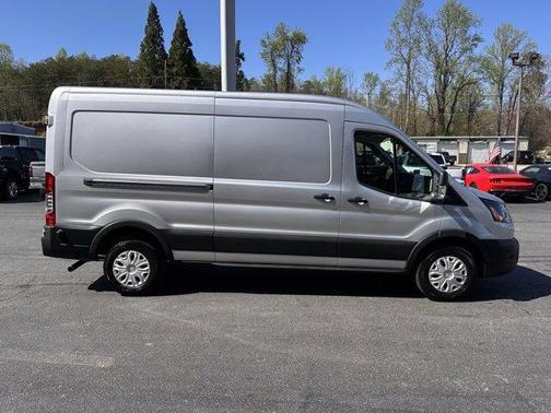 2024 Ford Transit-250 148 WB Medium Roof Cargo