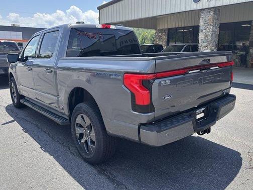 2025 Ford F-150 Lightning LARIAT