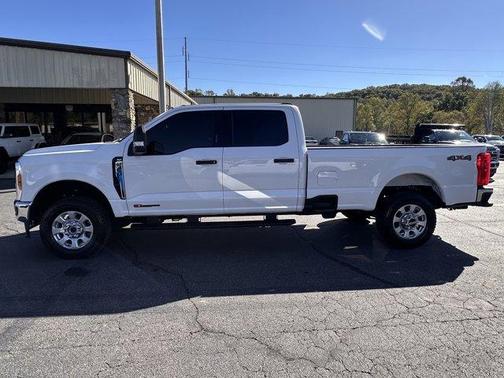 2024 Ford F-350 XLT