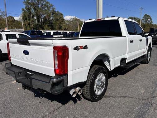 2024 Ford F-350 XLT