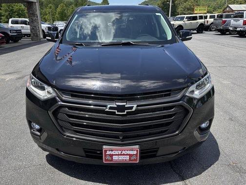 Mosaic Black Metallic 2021 Chevrolet Traverse Premier