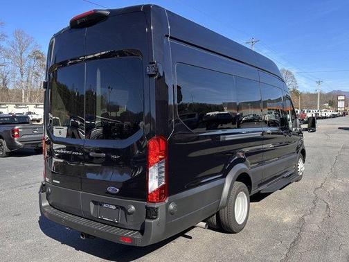 2024 Ford Transit-350 XLT