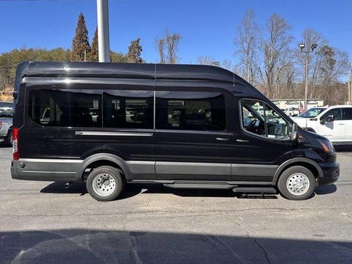 2024 Ford Transit-350 XLT