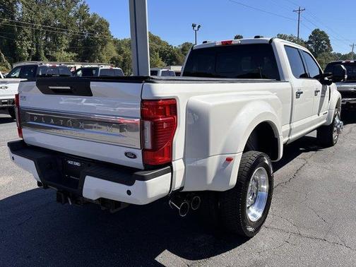 2022 Ford F-450 Platinum