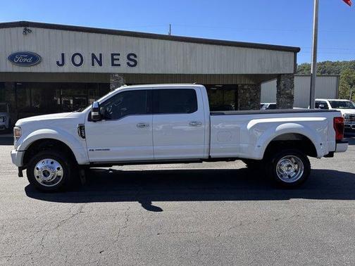 2022 Ford F-450 Platinum