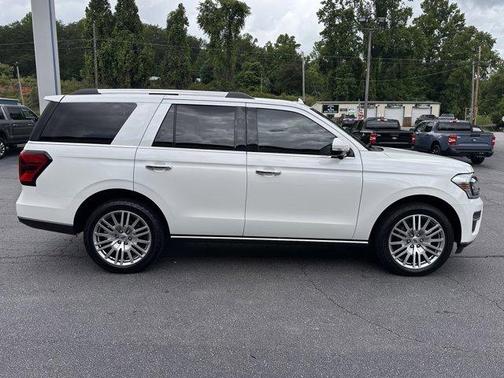 Star White 2024 Ford Expedition Limited