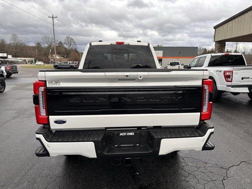 2026 Ford F-250 Platinum