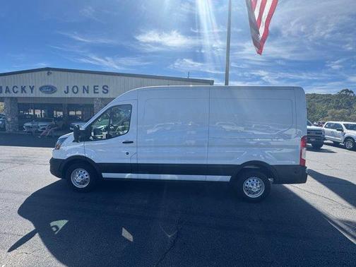 2024 Ford Transit-250 148 WB Medium Roof Cargo