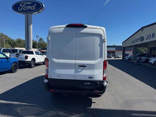 2024 Ford Transit-250 148 WB Medium Roof Cargo