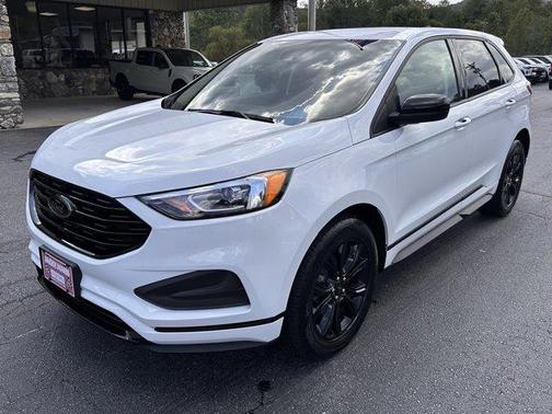 2024 Ford Edge SE