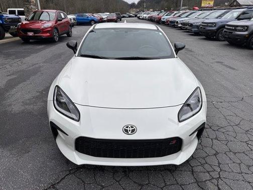 2023 Toyota GR86 Premium