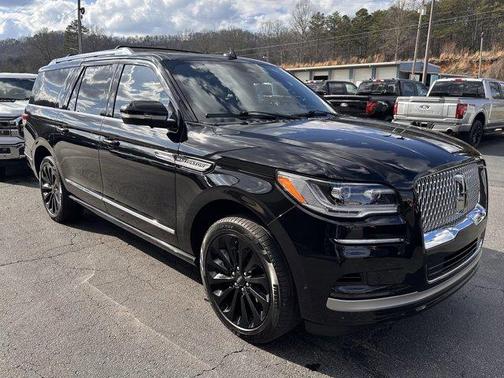 Infinite Black Metallic 2023 Lincoln Navigator L Reserve