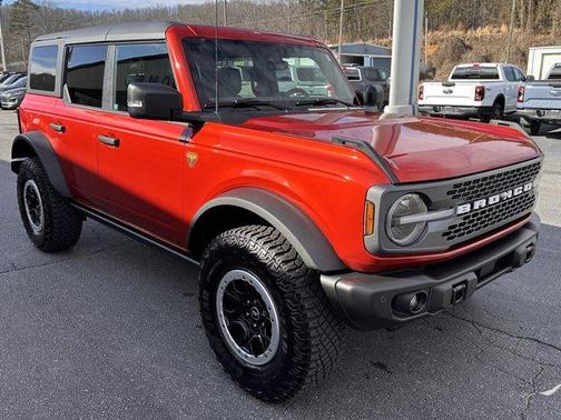 2023 Ford Bronco Badlands