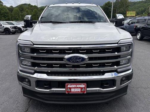 Star White 2026 Ford F-250 King Ranch