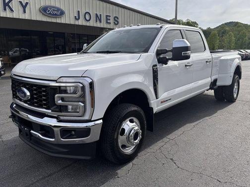Star White 2026 Ford F-350 King Ranch