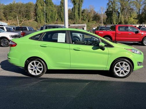 2015 Ford Fiesta SE