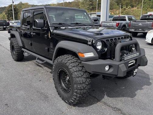 2020 Jeep Gladiator Sport