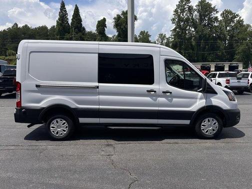 2025 Ford Transit-250 148 WB Medium Roof Cargo