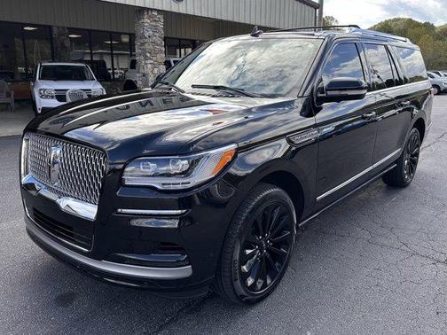 2023 Lincoln Navigator L Reserve