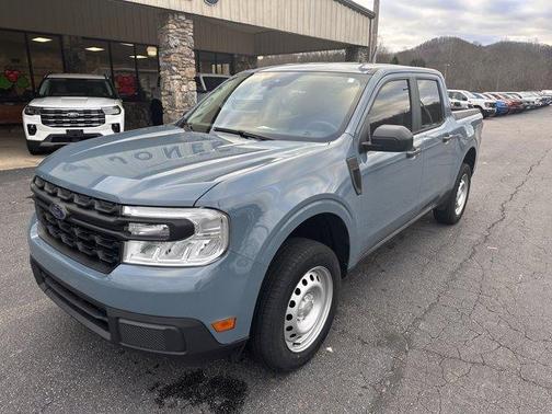 2022 Ford Maverick XL