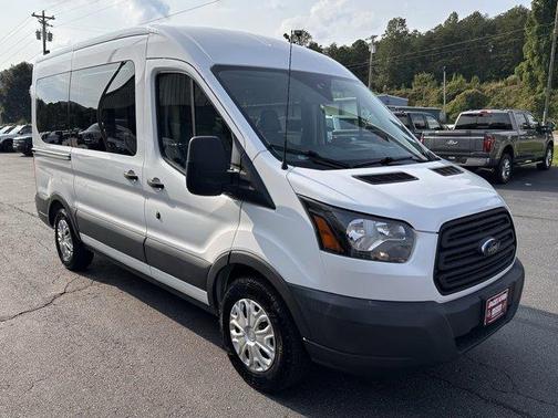2017 Ford Transit-150 XL W/ WHEELCHAIR LIFT