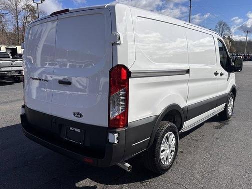 Oxford White 2026 Ford Transit-250 XL