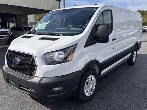 2025 Ford Transit-250