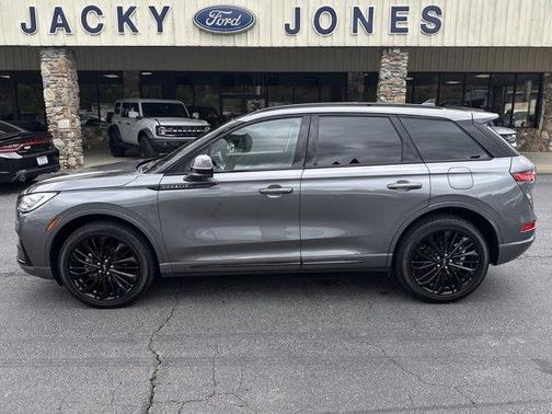 Metallic 2025 Lincoln Corsair Reserve