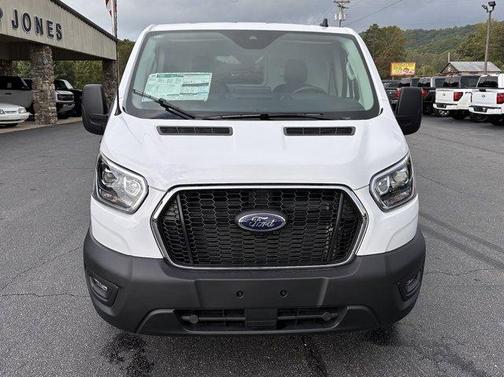 2024 Ford Transit-250 XL
